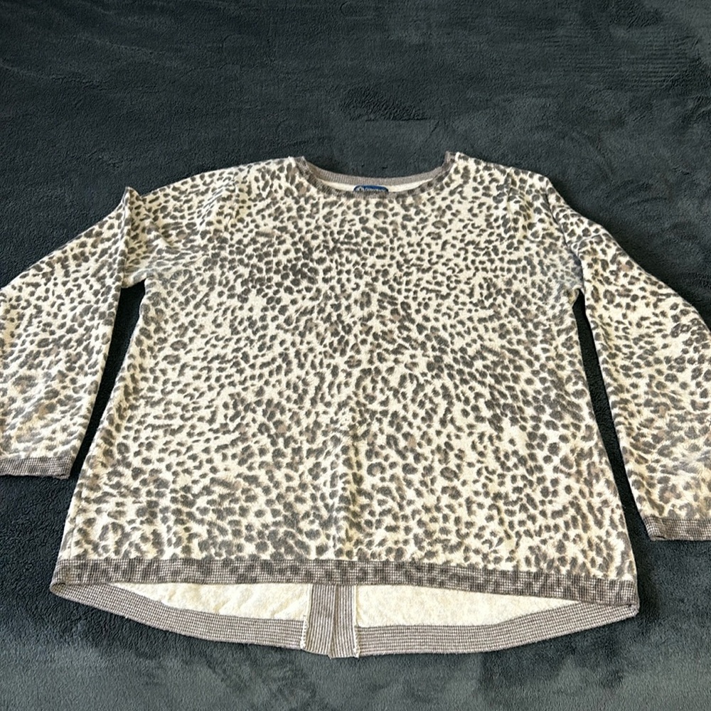 Democracy brand leopard print sweater. Size Medium